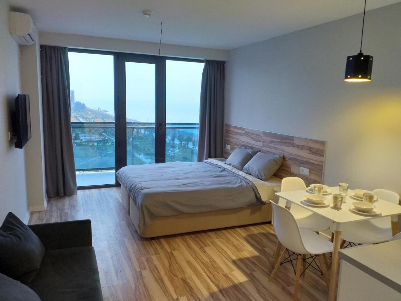 Batumi Beach Tower Εξωτερικό φωτογραφία
